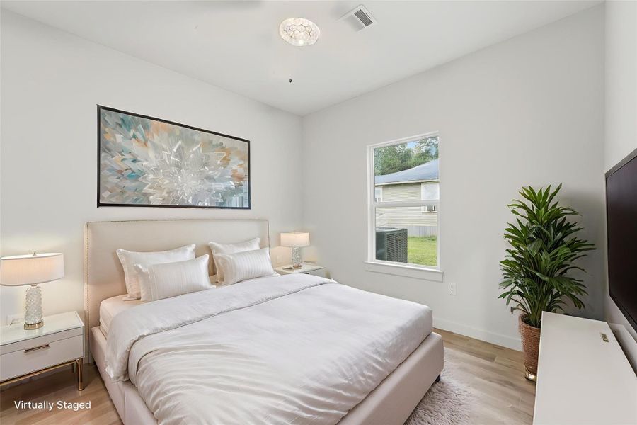 Furnished interior view inside a new home in , Conroe (Image 8).