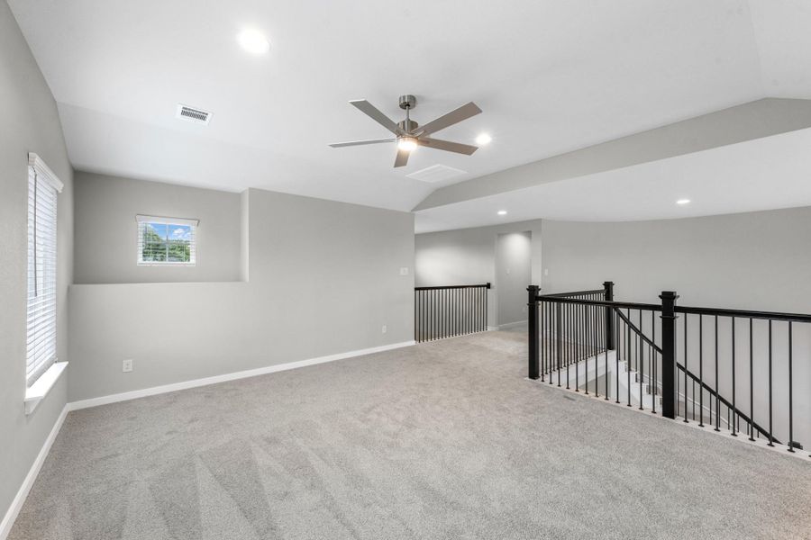 Spacious, unfurnished interior of a new home in Morton Creek Ranch, Katy (Image 16). Spacious, unfurnished interior of a new home in Morton Creek Ranch, Katy (Image 16).