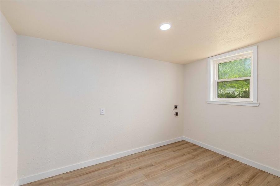 Spacious, unfurnished interior of a new home in , Coleman (Image 28).