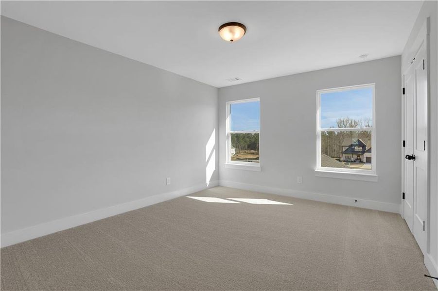 Spacious, unfurnished interior of a new home in Twin Lakes, Hoschton (Image 41).