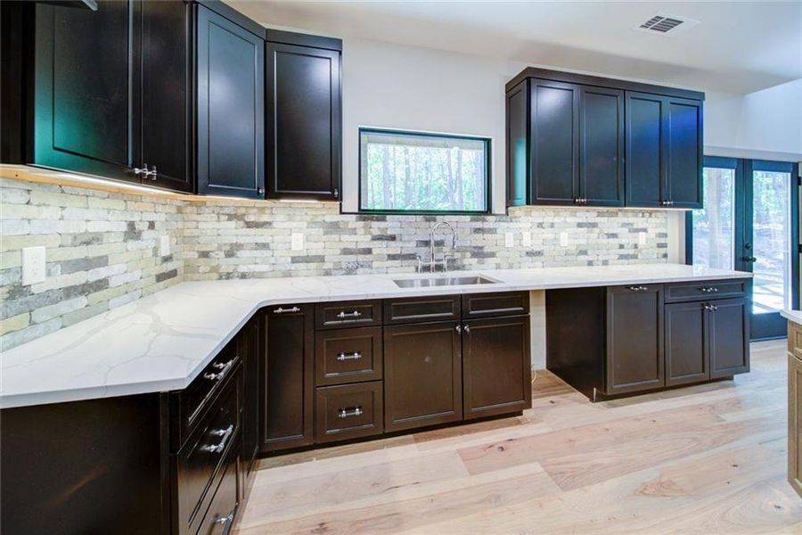 Furnished interior view inside a new home in , Dawsonville (Image 16).