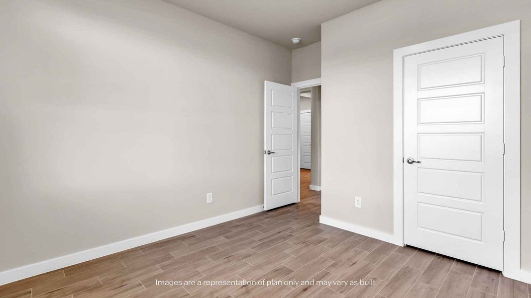 Spacious, unfurnished interior of a new home in Homestead at Parks Bell Ranch, Odessa (Image 14).