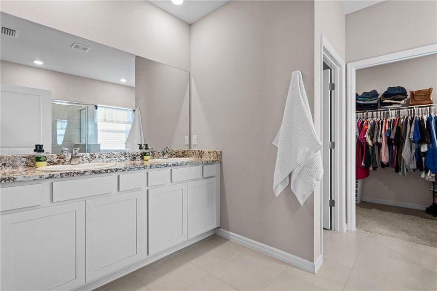 Furnished interior view inside a new home in Briarwood, Alachua (Image 25). Furnished interior view inside a new home in Briarwood, Alachua (Image 25).