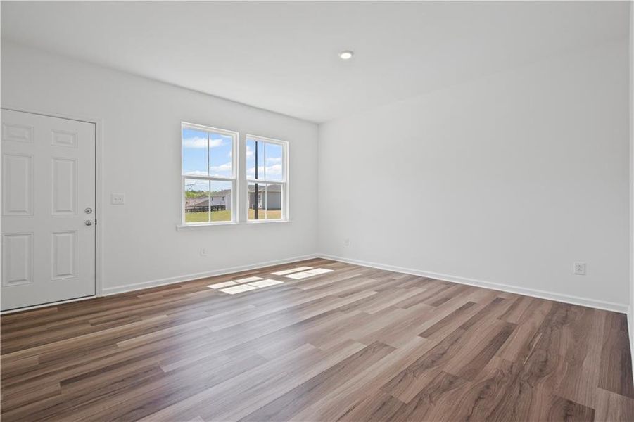 Spacious, unfurnished interior of a new home in Avery Ridge, Gainesville (Image 21).