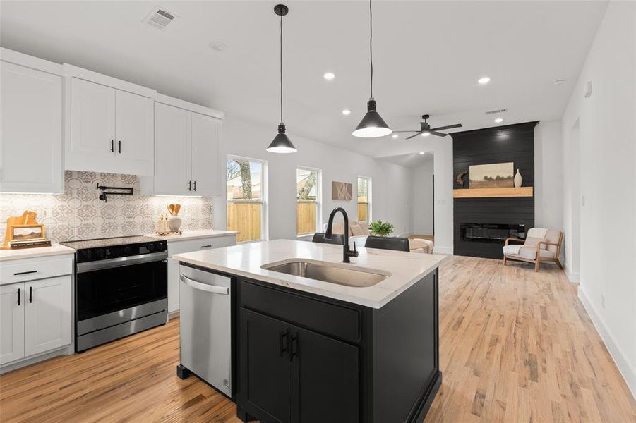 Furnished interior view inside a new home in , Hillsboro (Image 6).