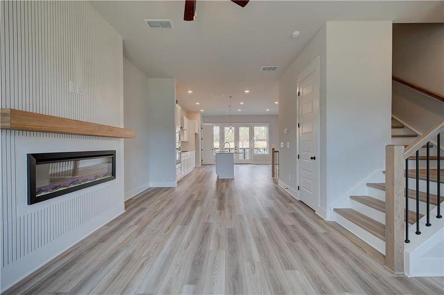 Spacious, unfurnished interior of a new home in Barrett Pointe, Kennesaw (Image 23).