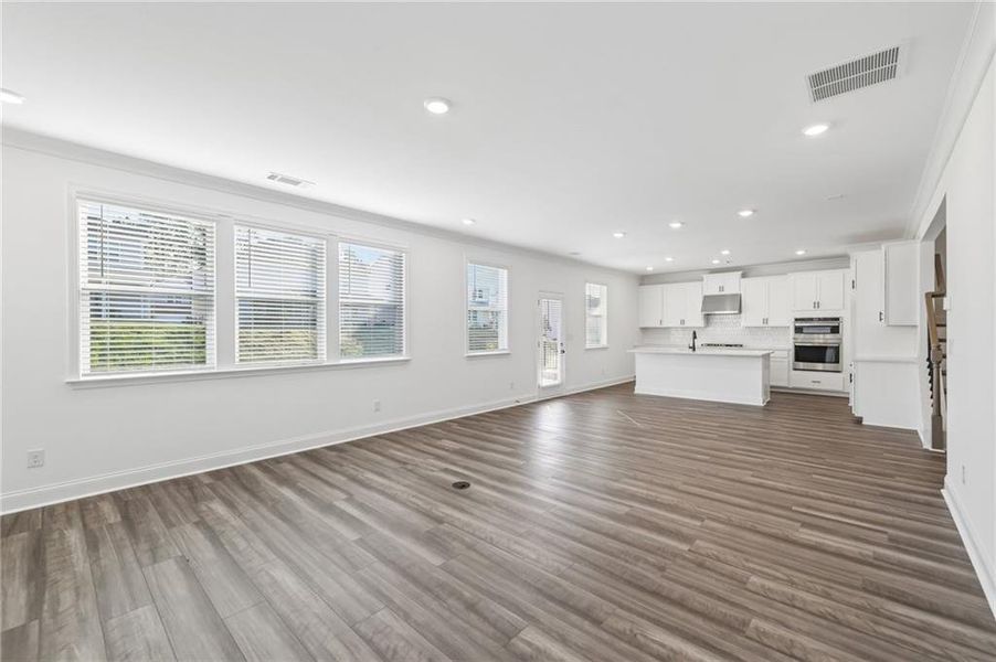 Spacious, unfurnished interior of a new home in Auburn Glen, Dacula (Image 41).