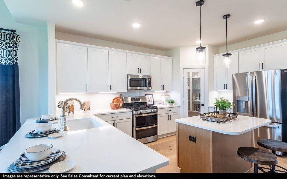 Furnished interior view inside a new home in Wildrye, Waller (Image 5).