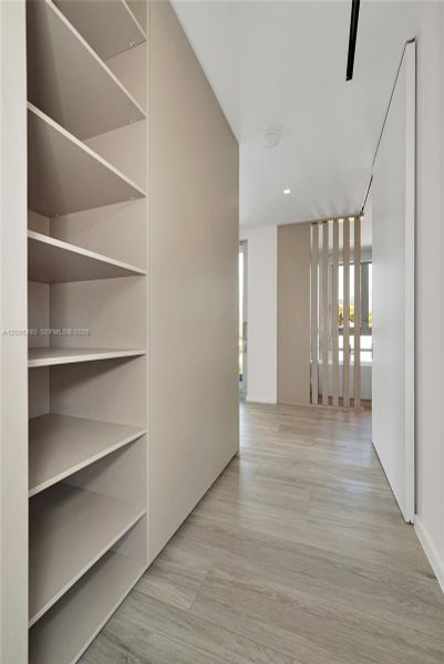 Spacious, unfurnished interior of a new home in , Miami (Image 52).