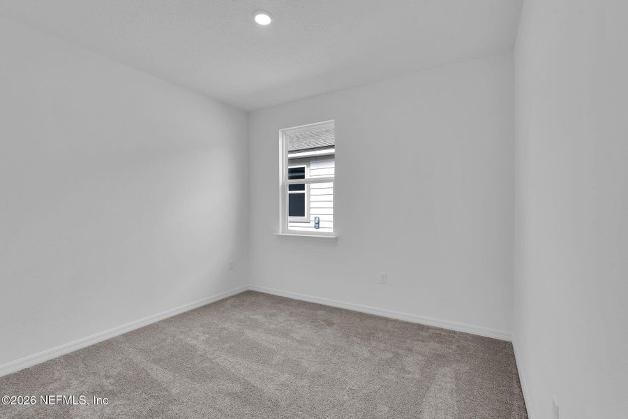 Spacious, unfurnished interior of a new home in Hyland Trail, Green Cove Springs (Image 11).