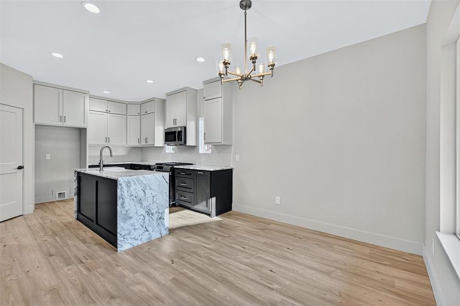 Furnished interior view inside a new home in , Sherman (Image 13).