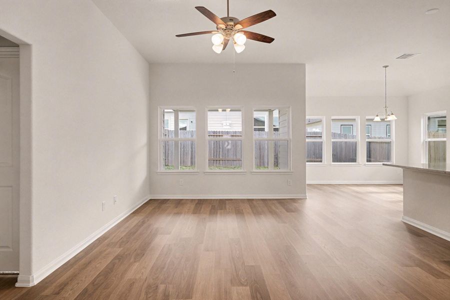 Spacious, unfurnished interior of a new home in Clear View Estates, Willis (Image 19).