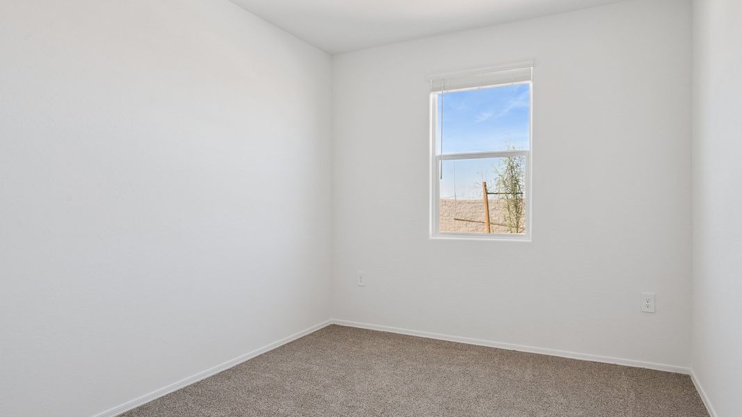 Representative unfurnished interior of a home built from the Ibis by D.R. Horton in Elena Trails, Maricopa (Image 24).