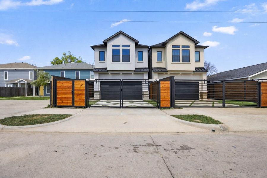 Front exterior of a new home in , Houston, TX, highlighting curb appeal (Image 21). Front exterior of a new home in , Houston, TX, highlighting curb appeal (Image 21).