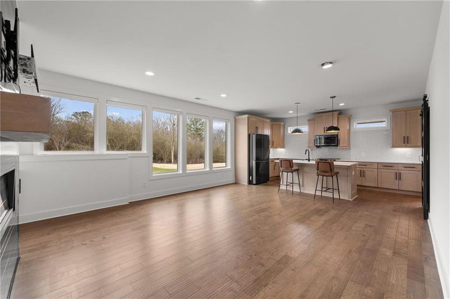 Spacious, unfurnished interior of a new home in , Dawsonville (Image 61).