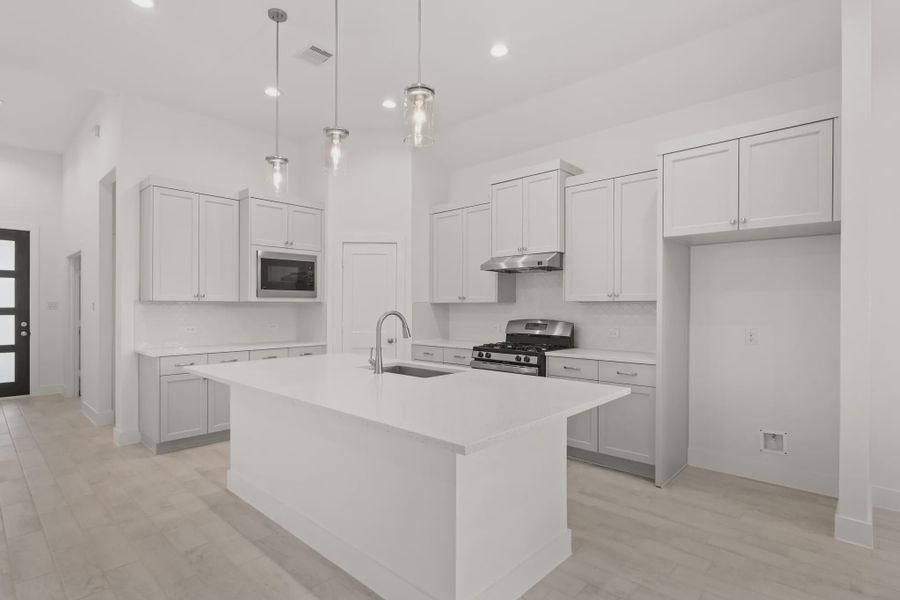 Representative furnished interior of a home built from the Fairway by Chesmar Homes in Riceland Alley Loads, Mont Belvieu (Image 7).