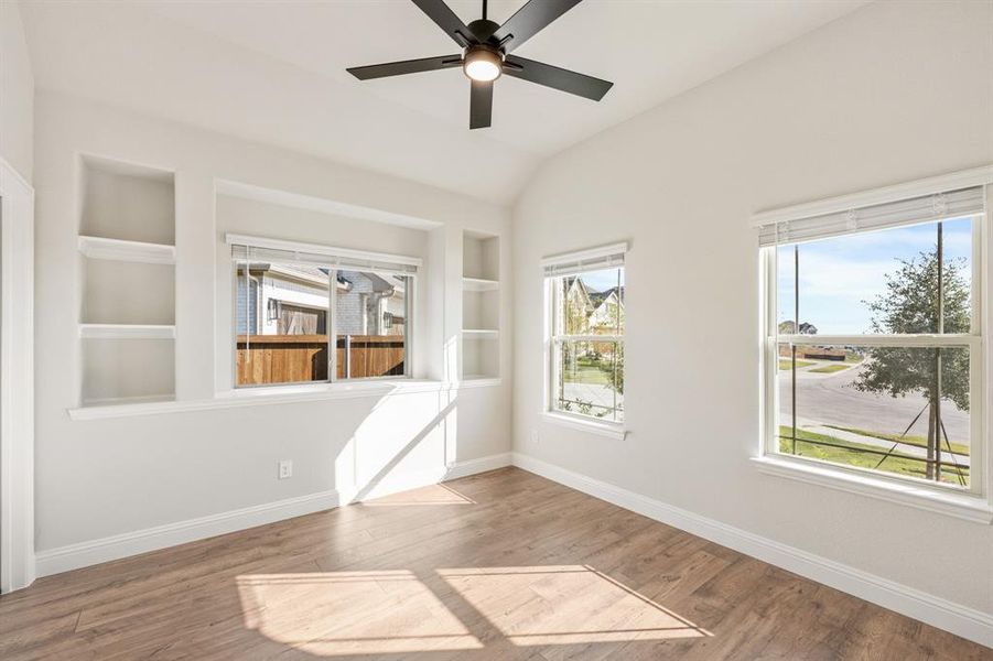 Spacious, unfurnished interior of a new home in Stone River Glen 60s, Royse City (Image 27).