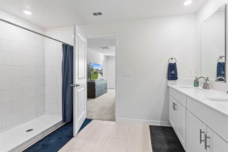 Furnished interior view inside a new home in North Park Isle: The Estates II, Plant City (Image 9). Furnished interior view inside a new home in North Park Isle: The Estates II, Plant City (Image 9).