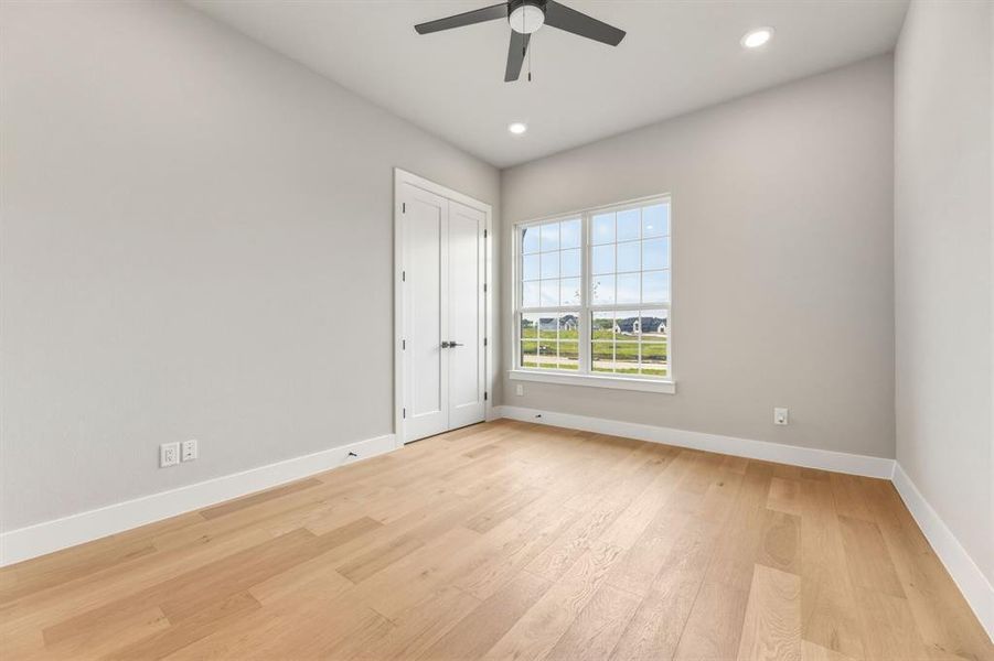 Spacious, unfurnished interior of a new home in Capitol Hill, Anna (Image 39).