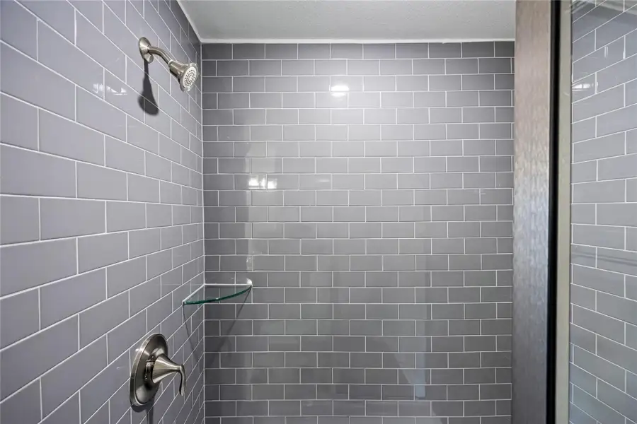 Image 18 of a home in Grand Oaks Reserve.