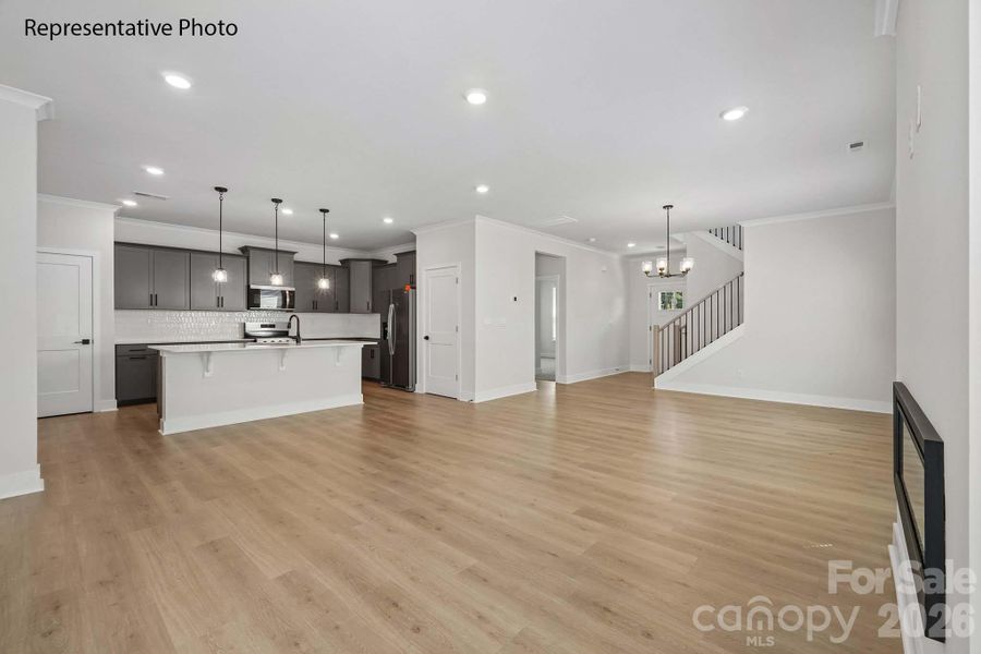 Spacious, unfurnished interior of a new home in Oak Grove Hill, Huntersville (Image 17).
