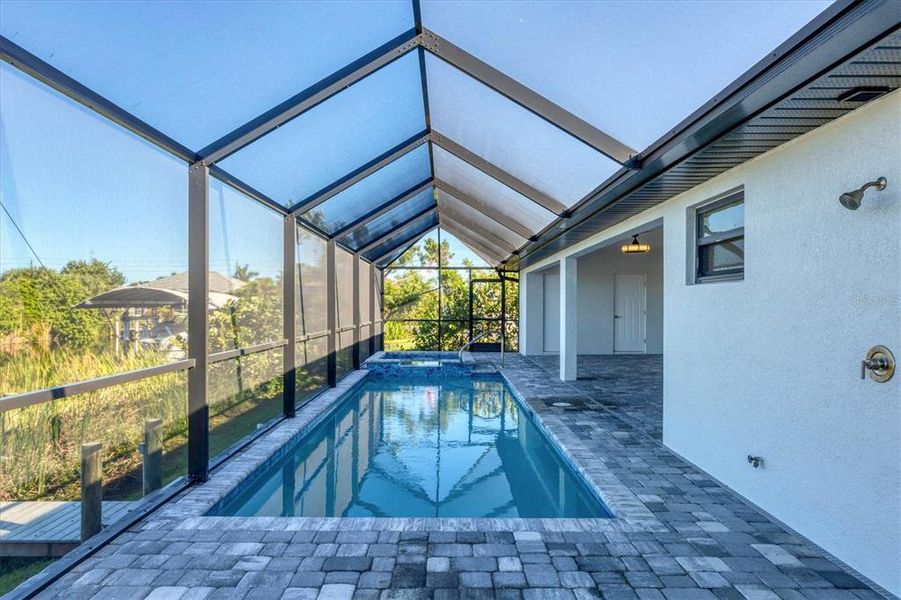 Exterior details and patio area of a home in , Port Charlotte (Image 28).