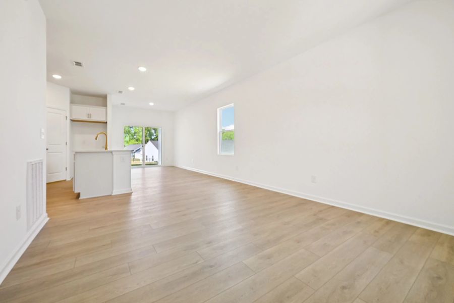 Representative images and renderings are for illustrative purposes. Actual structural options and design finishes of home may vary. Representative images and renderings are for illustrative purposes. Actual structural options and design finishes of home may vary.