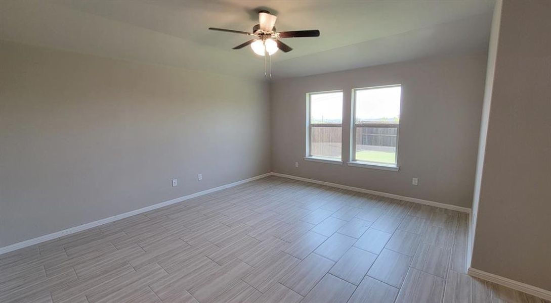 Spacious, unfurnished interior of a new home in Highlands at Chapel Creek, Fort Worth (Image 12). Spacious, unfurnished interior of a new home in Highlands at Chapel Creek, Fort Worth (Image 12).