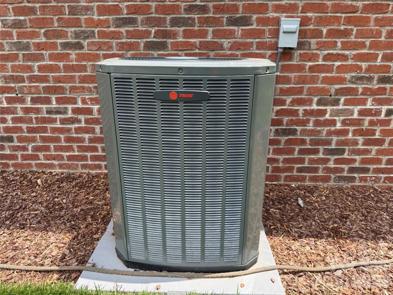 High quality TRANE heat pump