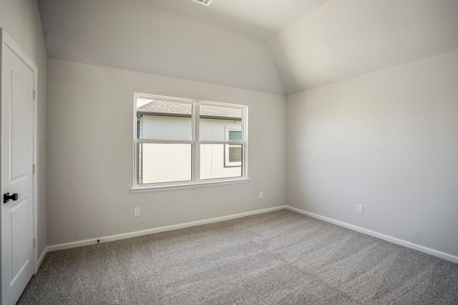 Spacious, unfurnished interior of a new home in Sienna 70' Lots, Missouri City (Image 42). Spacious, unfurnished interior of a new home in Sienna 70' Lots, Missouri City (Image 42).