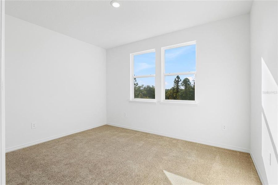 Spacious, unfurnished interior of a new home in , Winter Garden (Image 18).
