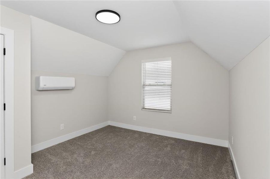 Spacious, unfurnished interior of a new home in , Dawsonville (Image 26).