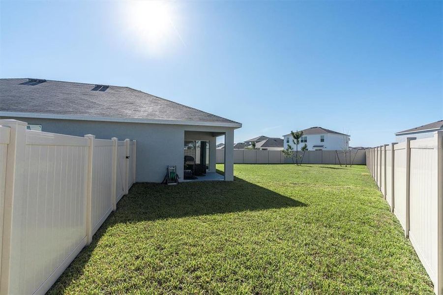Exterior details and patio area of a home in , Wesley Chapel (Image 24).