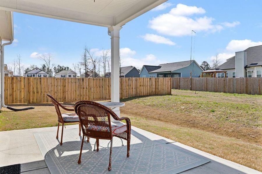 Exterior details and patio area of a home in , Rome (Image 3).