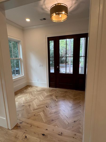 Spacious, unfurnished interior of a new home in , Seabrook Island (Image 31).