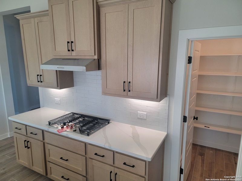 Furnished interior view inside a new home in Meyer Ranch, New Braunfels (Image 7). Furnished interior view inside a new home in Meyer Ranch, New Braunfels (Image 7).