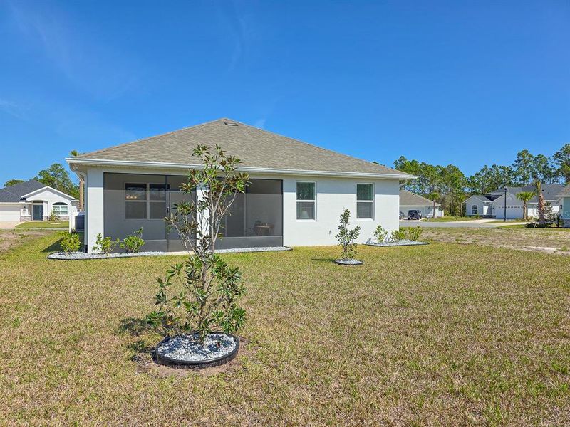 Exterior details and patio area of a home in Matanzas Cove, Palm Coast (Image 4).