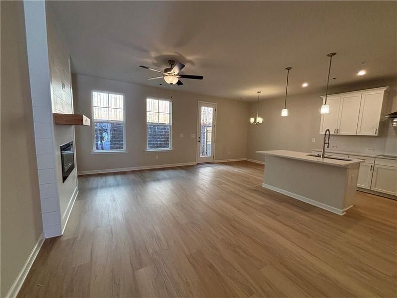 Spacious, unfurnished interior of a new home in Rosehill Townhomes, Marietta (Image 37).