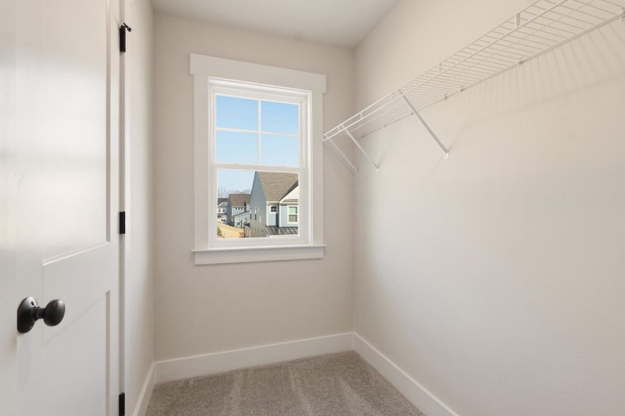 Spacious, unfurnished interior of a new home in Harbor Crossing, Greensboro (Image 31).