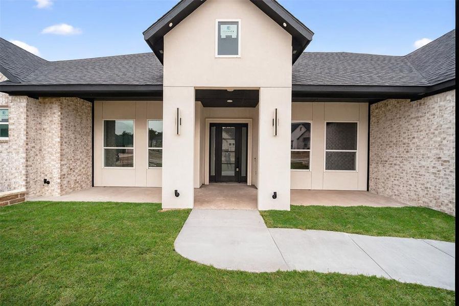 Exterior details and patio area of a home in , Ovilla (Image 3). Exterior details and patio area of a home in , Ovilla (Image 3).