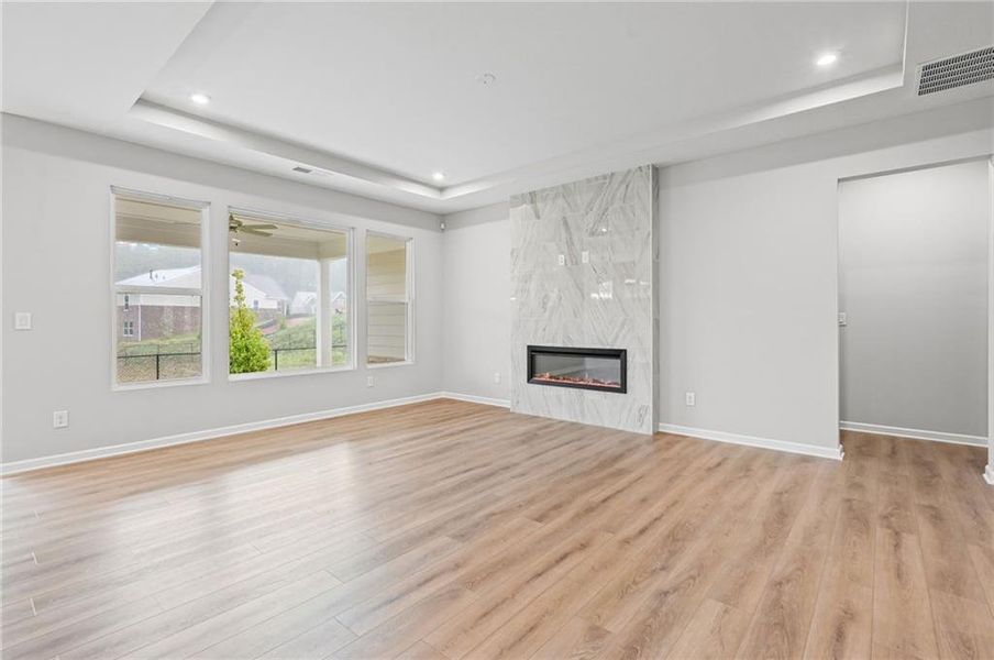 Spacious, unfurnished interior of a new home in Laurel Farms, Dallas (Image 37). Spacious, unfurnished interior of a new home in Laurel Farms, Dallas (Image 37).