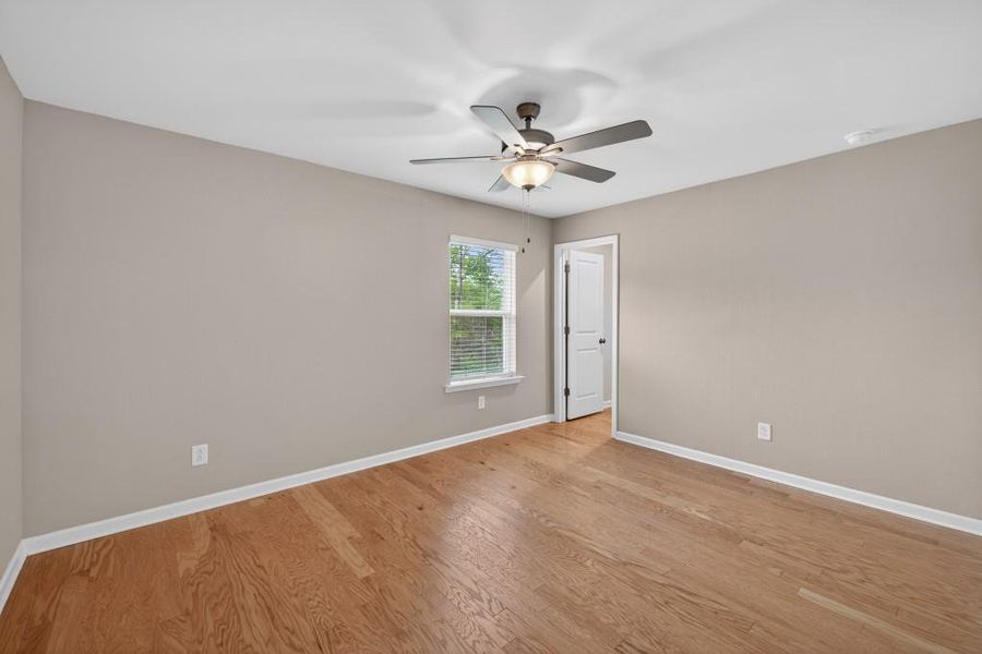 Spacious, unfurnished interior of a new home in Reunion, Flowery Branch (Image 52).