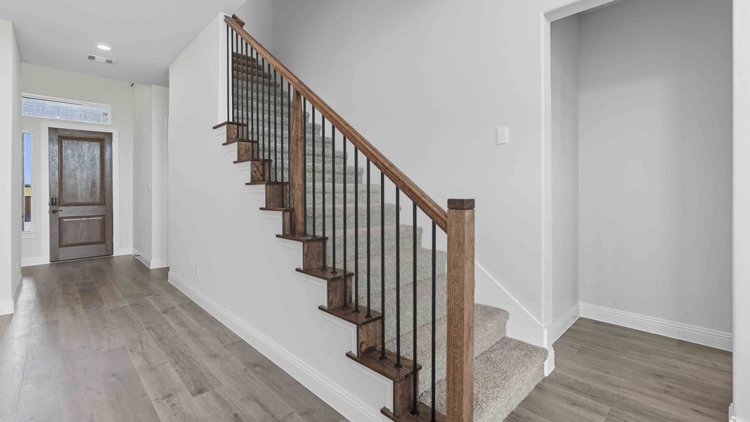 Representative unfurnished interior of a home built from the CASCADE by D.R. Horton in Clearview Ranch, Royse City (Image 30). Representative unfurnished interior of a home built from the CASCADE by D.R. Horton in Clearview Ranch, Royse City (Image 30).