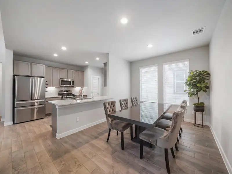 Furnished interior view inside a new home in Winfield Lakes, Fresno (Image 10).