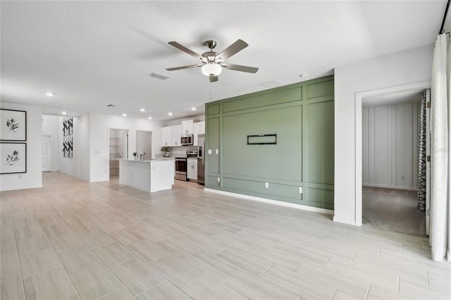 Spacious, unfurnished interior of a new home in , San Antonio (Image 18).