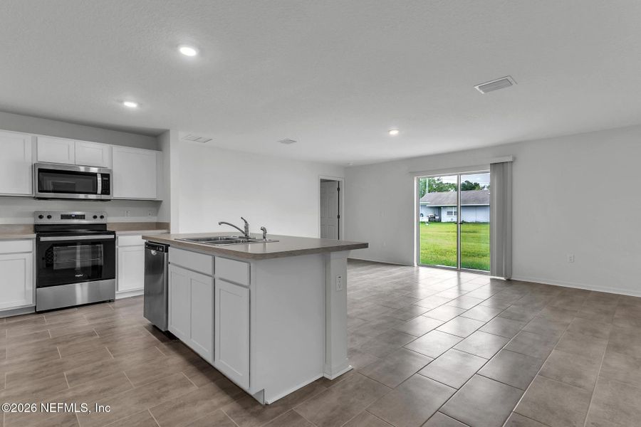Furnished interior view inside a new home in Palm Coast, Palm Coast (Image 6).