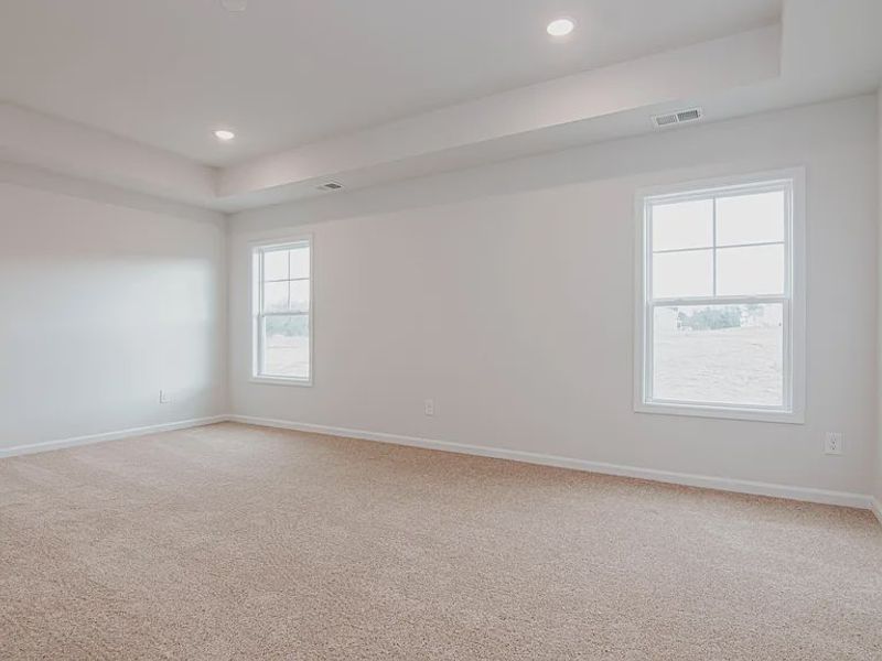 Spacious, unfurnished interior of a new home in Portrait Hills, Aiken (Image 7).