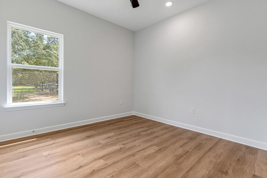 Spacious, unfurnished interior of a new home in , Crestview (Image 30).
