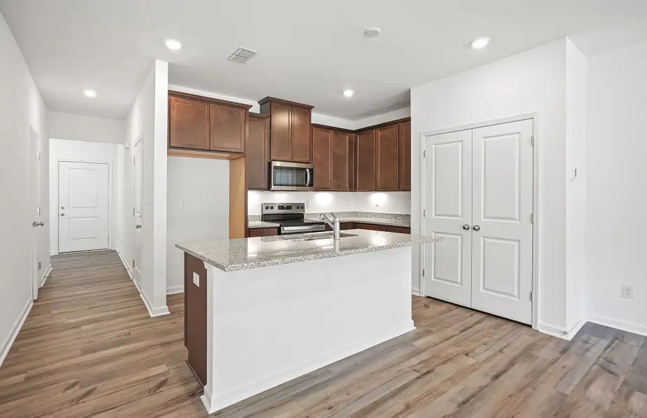 Furnished interior view inside a new home in Mallard Park, Charlotte (Image 10). Furnished interior view inside a new home in Mallard Park, Charlotte (Image 10).
