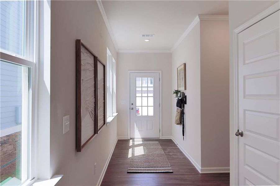 Spacious, unfurnished interior of a new home in Castleberry Pointe, Dawsonville (Image 20).